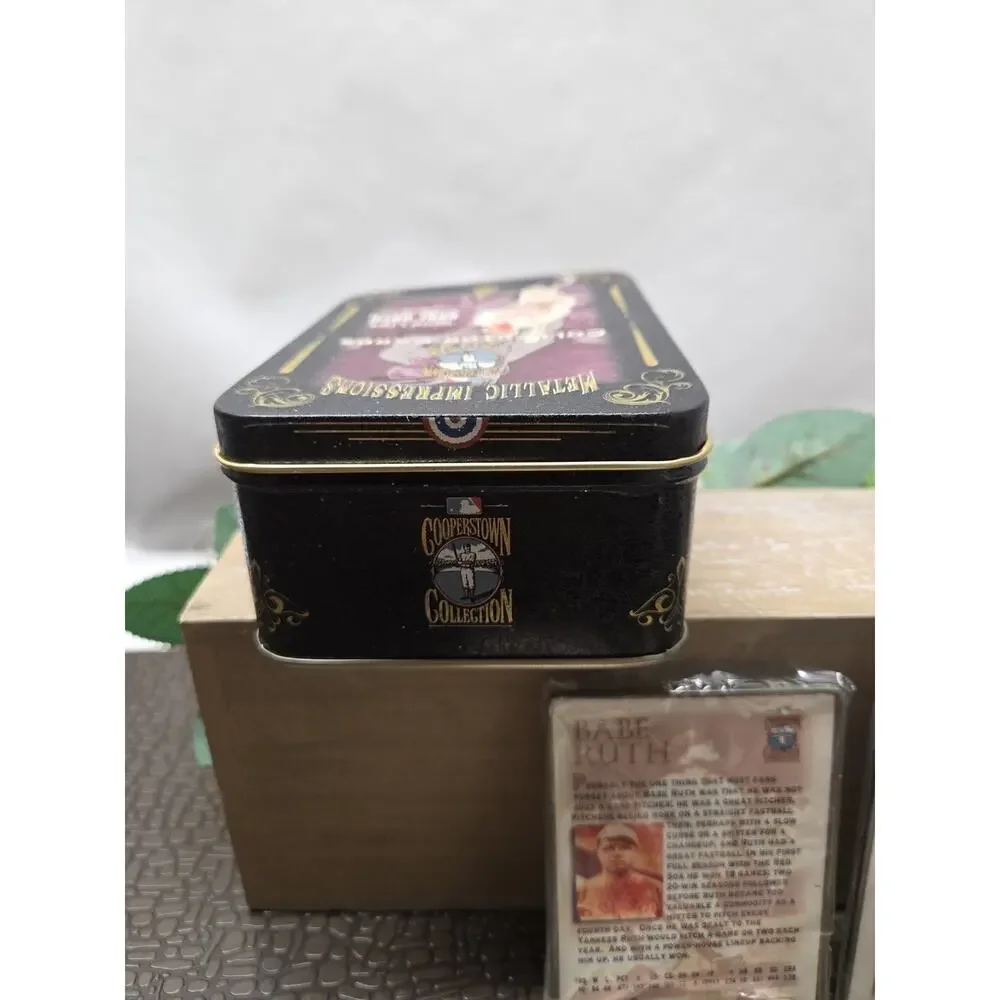 Babe Ruth Collector Cards in Decorative tin set of 5 (Avon Gift Collection)
